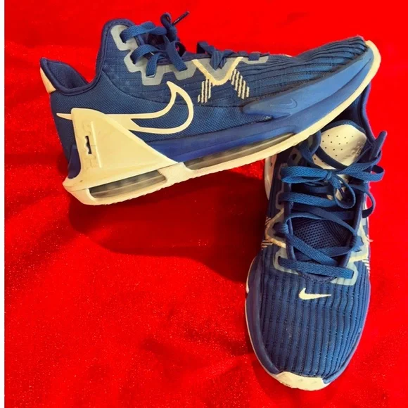 Nike Lebron Witness VI TB Men's Game Royal/White Gme Royal Athletic Shoes - Picture 7 of 9